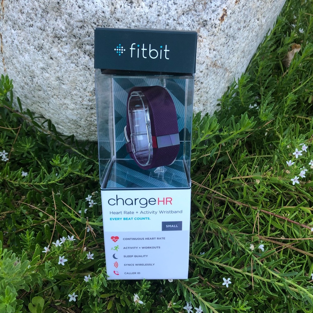 Fitbit Charge HR Wireless Activity Wristband